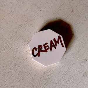 Fenty Beauty Cheeks Out Blush in Strawberry Drip